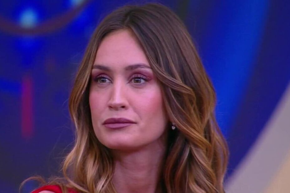 Grande Fratello, Helena sconfitta da Chiara al televoto della semifinale